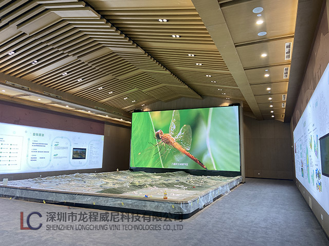 室內全彩LED顯示屏 室內全彩LED顯示屏